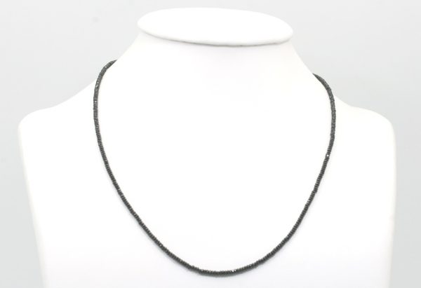 Náhrdelník spinel