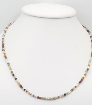 Miscellaneous minerals necklace