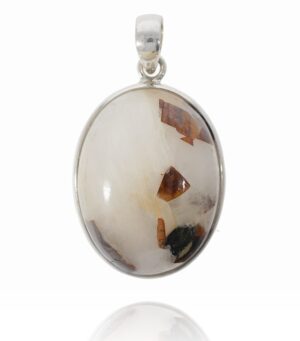 Cryolite pendant