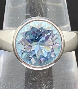 Prsten topaz
